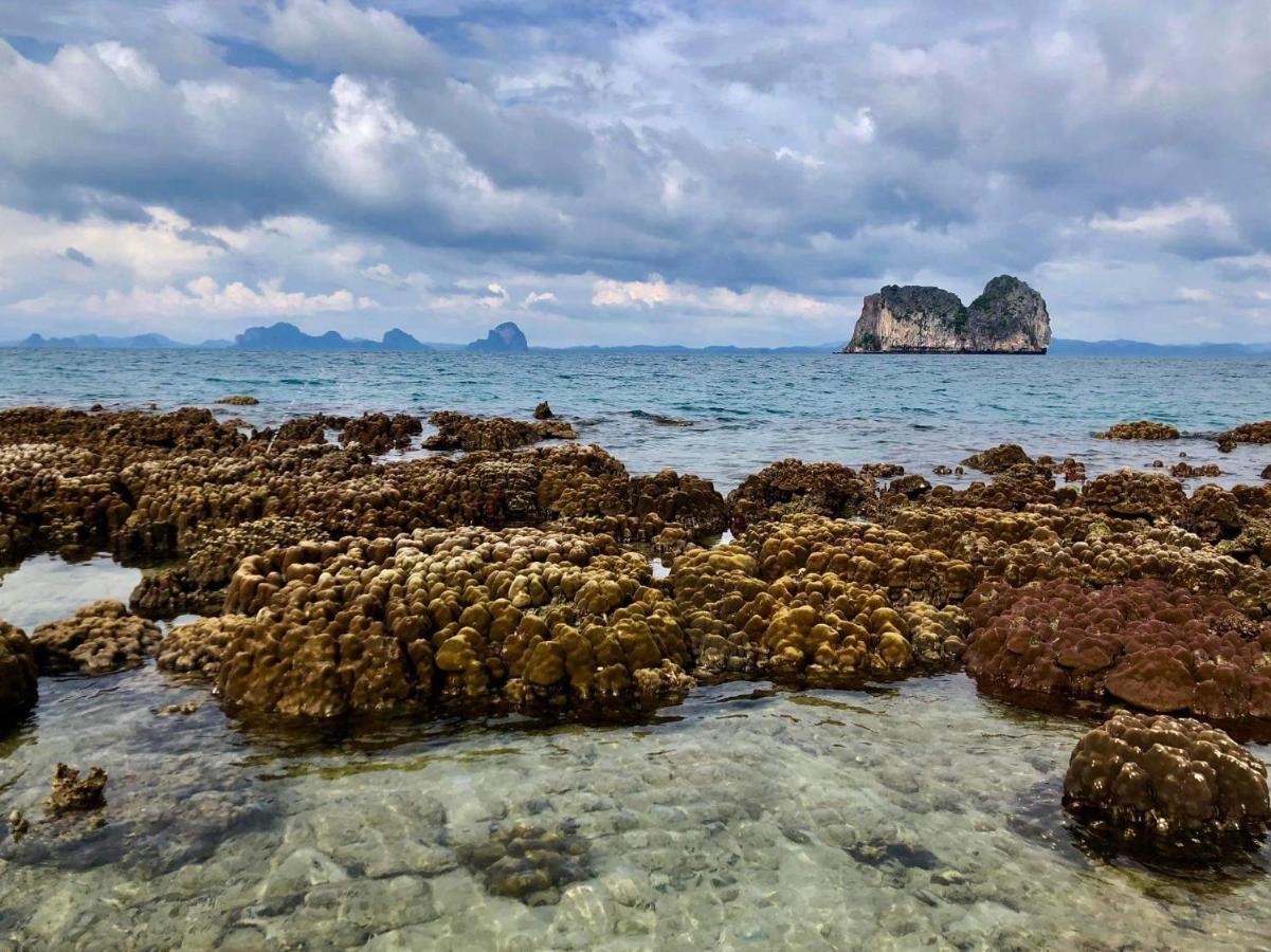 Koh Ngai Sea Open Resort Kültér fotó