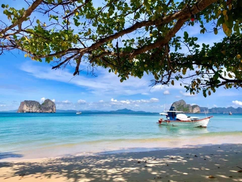 Koh Ngai Sea Open Resort Kültér fotó